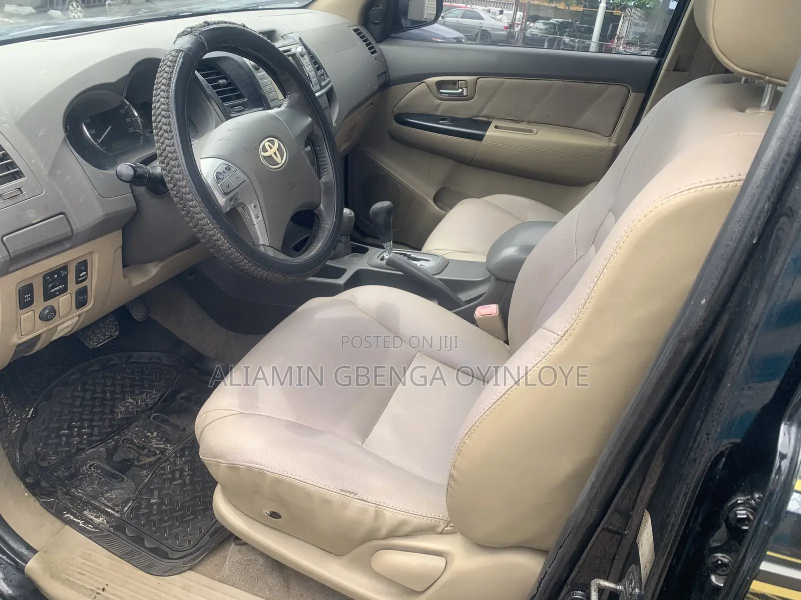 Toyota Fortuner 2.7 AWD 2013 Black