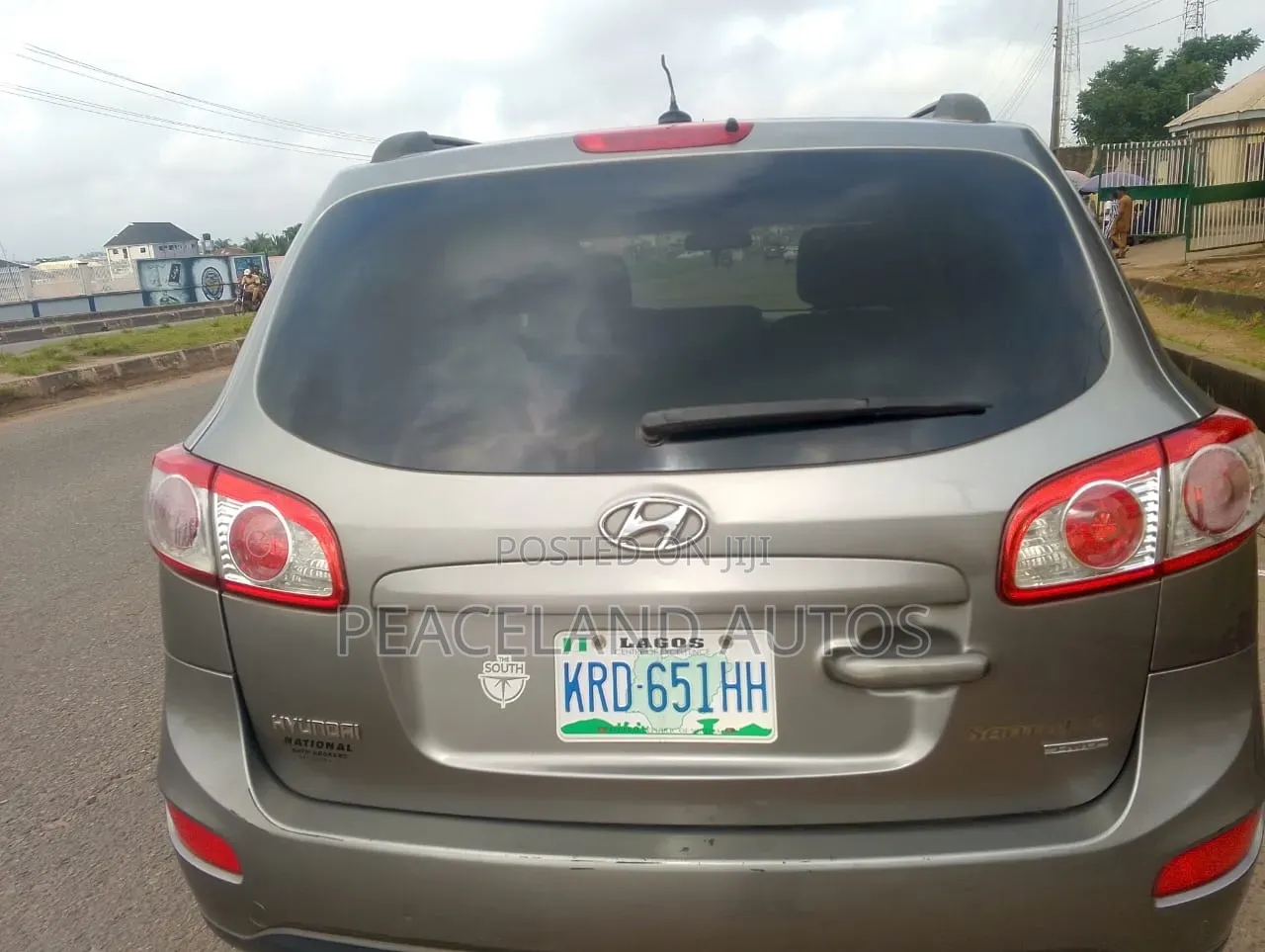 Hyundai Santa Fe 2010 Gold