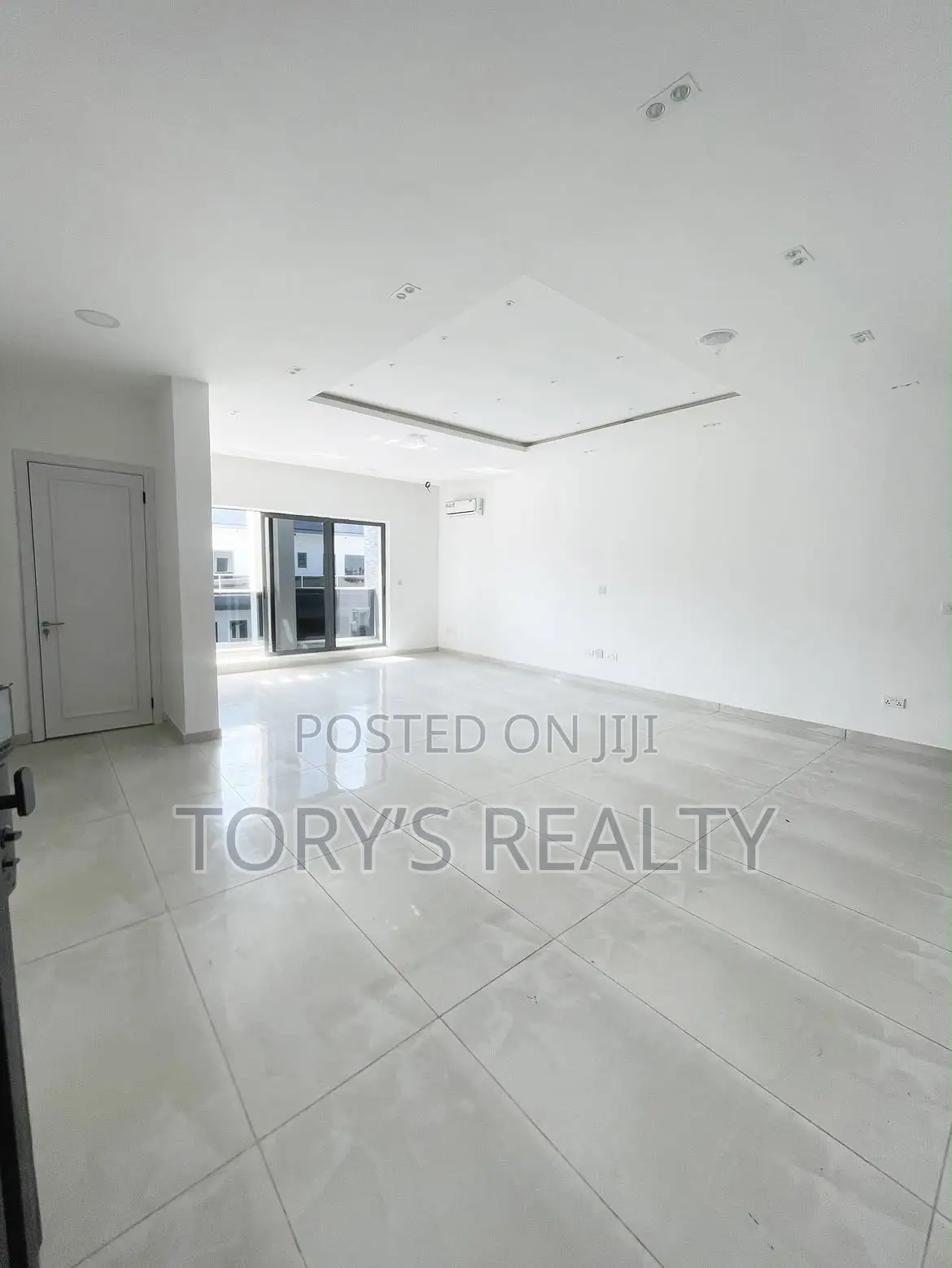 3bdrm Penthouse in Victoria Island Extension for rent