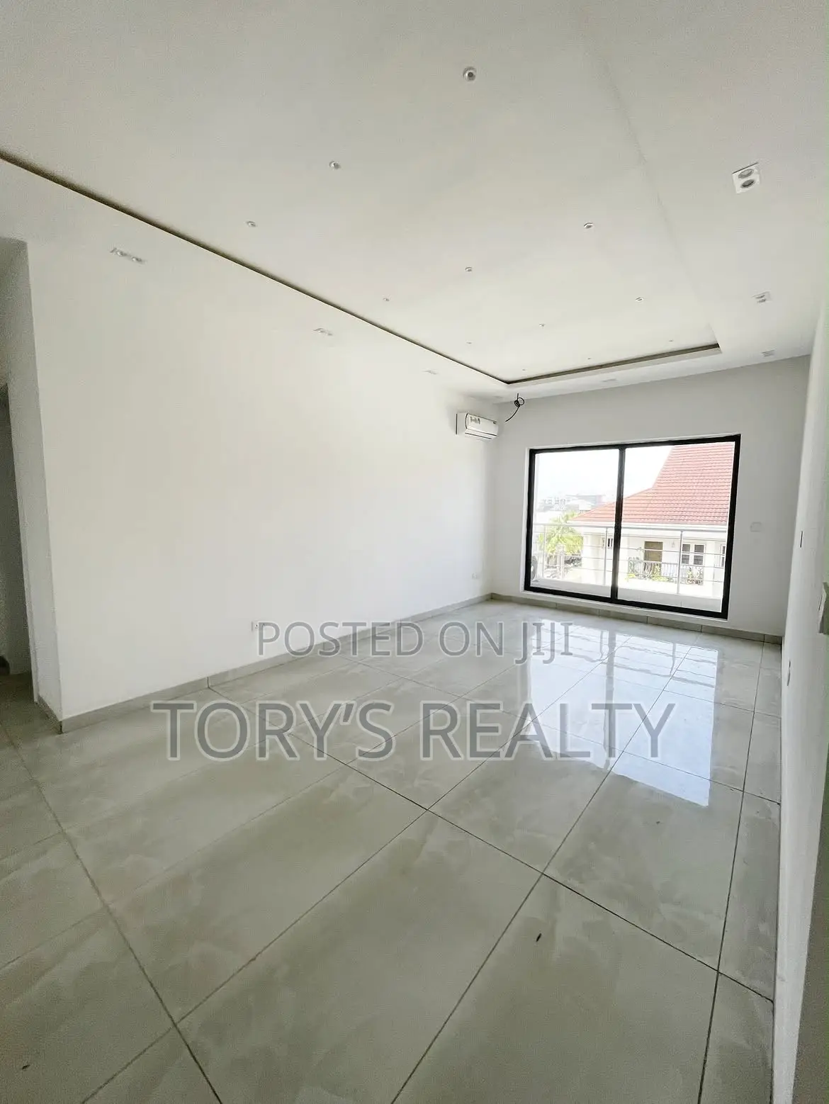 3bdrm Penthouse in Victoria Island Extension for rent