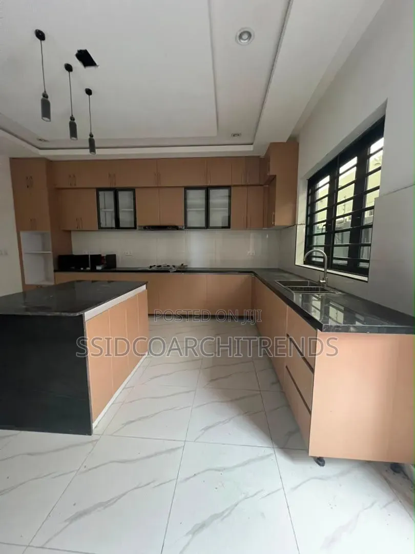 3bdrm Duplex in Call To Access for rent