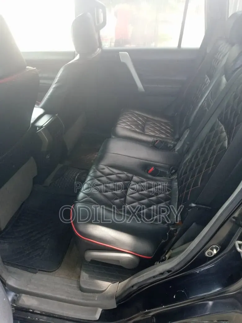 Toyota Land Cruiser Prado 2012 Black