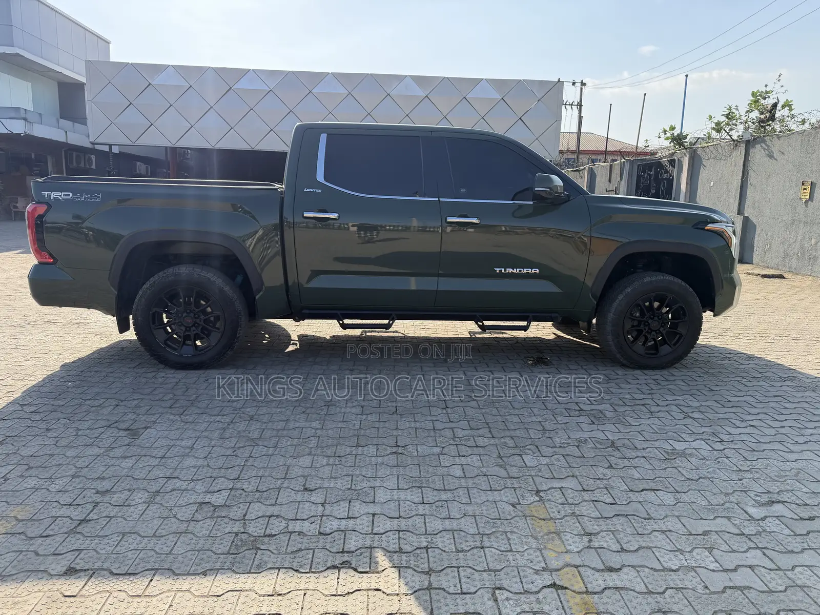 Toyota Tundra Limited 2022 Green