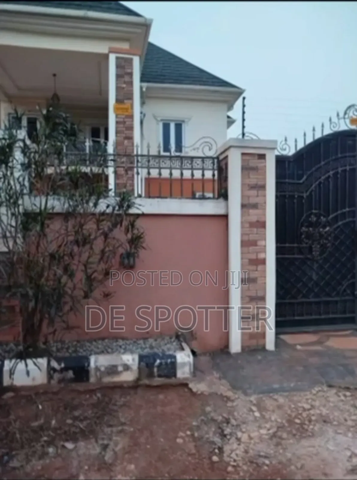 6bdrm Duplex in De Spotter, Enugu for sale