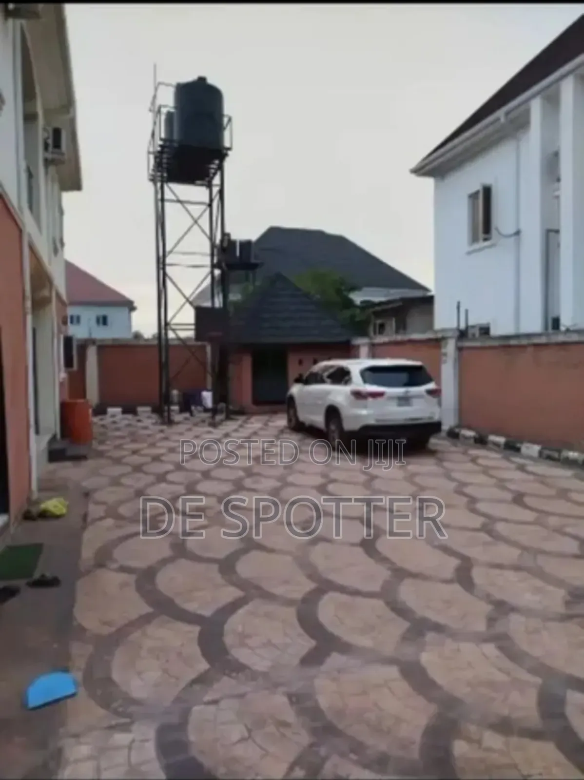 6bdrm Duplex in De Spotter, Enugu for sale