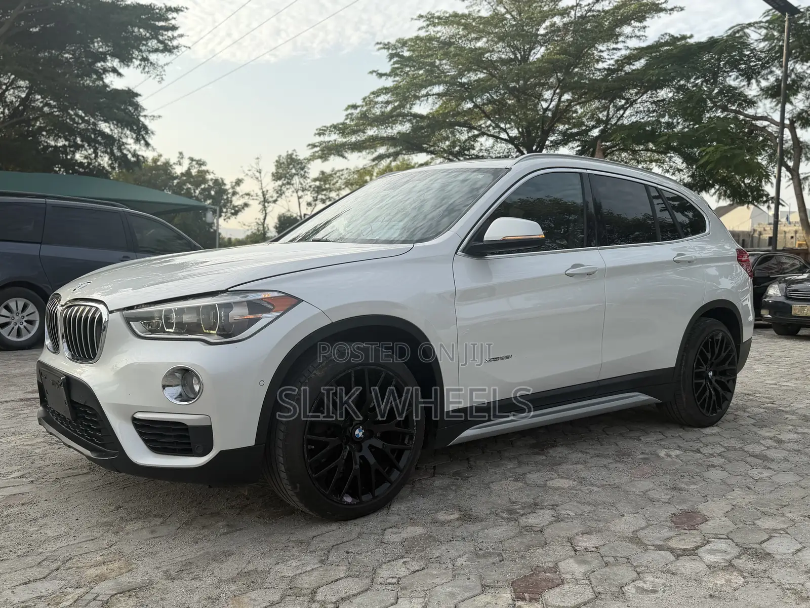 BMW X1 xDrive28i AWD 2016 Off white