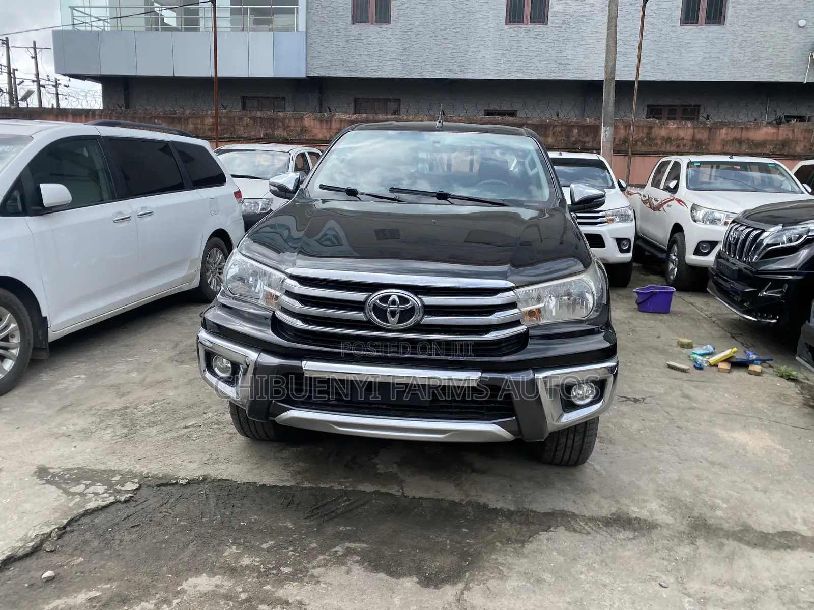 Toyota Hilux 2019 Black