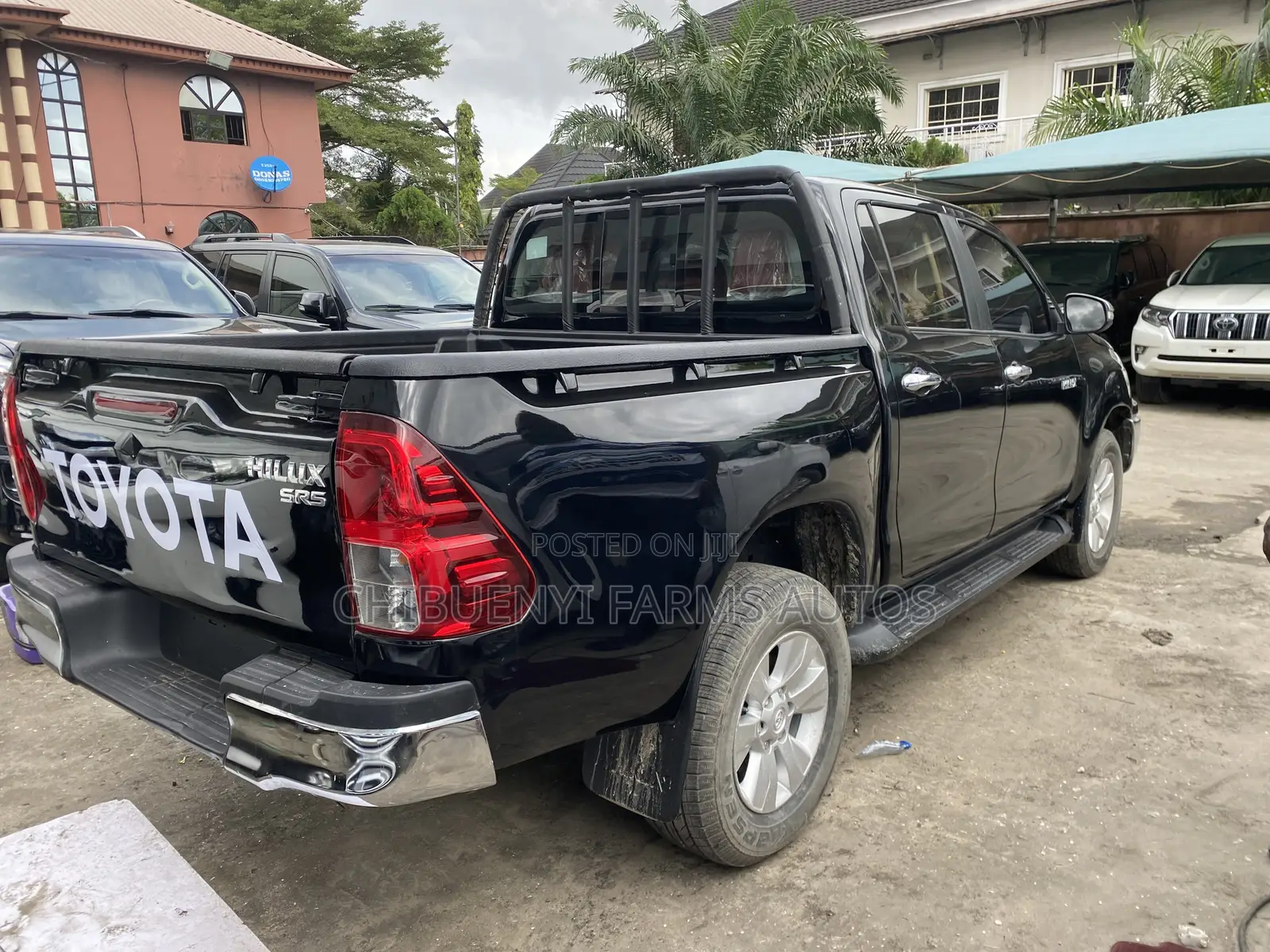 Toyota Hilux 2019 Black