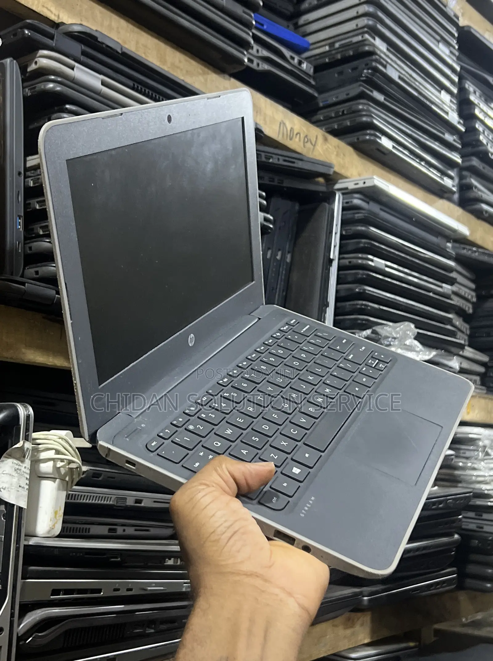 Laptop HP Stream Laptop 4GB Intel SSD 60GB