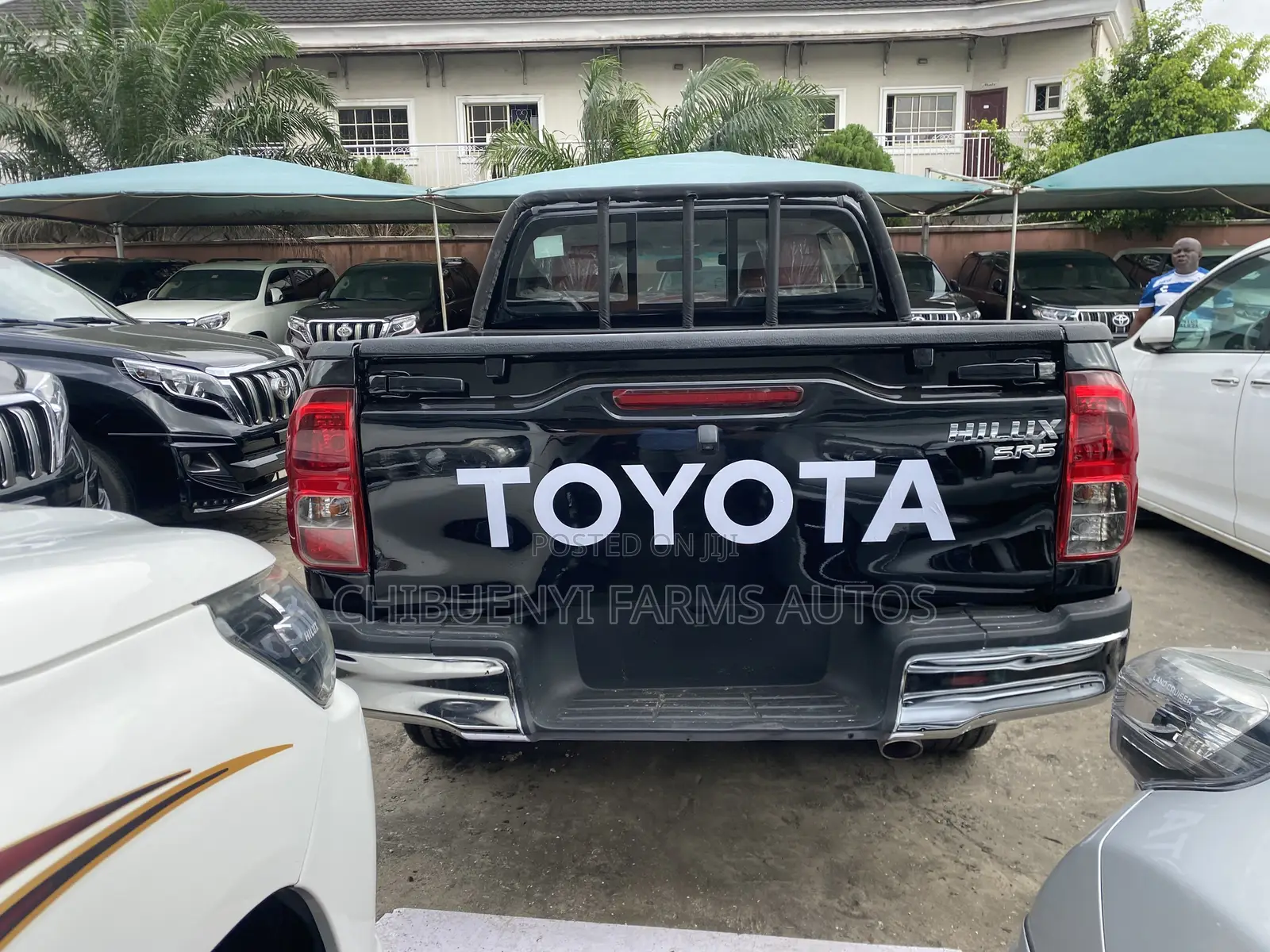 Toyota Hilux 2019 Black