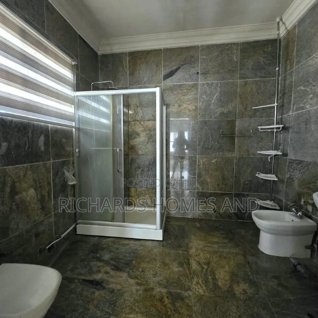5bdrm Duplex in Victoria Garden City, VGC / Ajah for rent