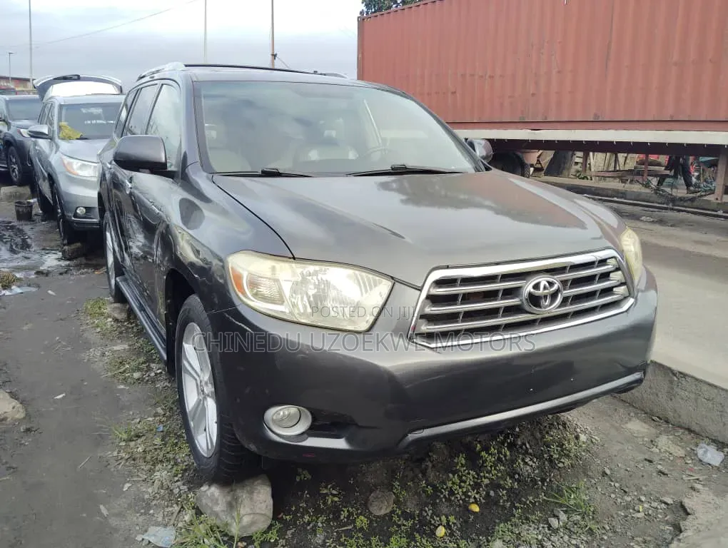 Toyota Highlander Limited 2010 Gray
