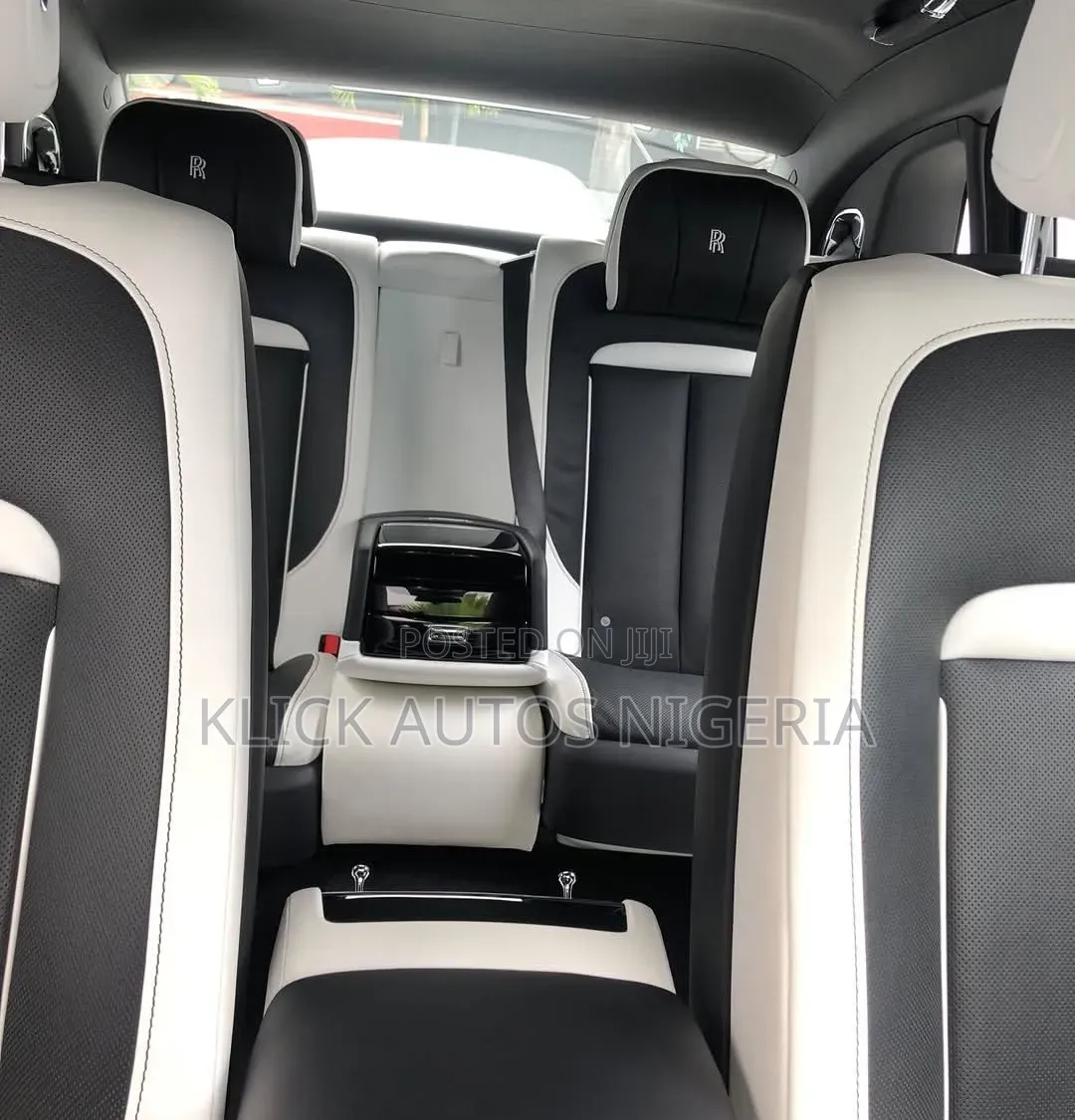 New Rolls-Royce Ghost Black Badge 2024 White