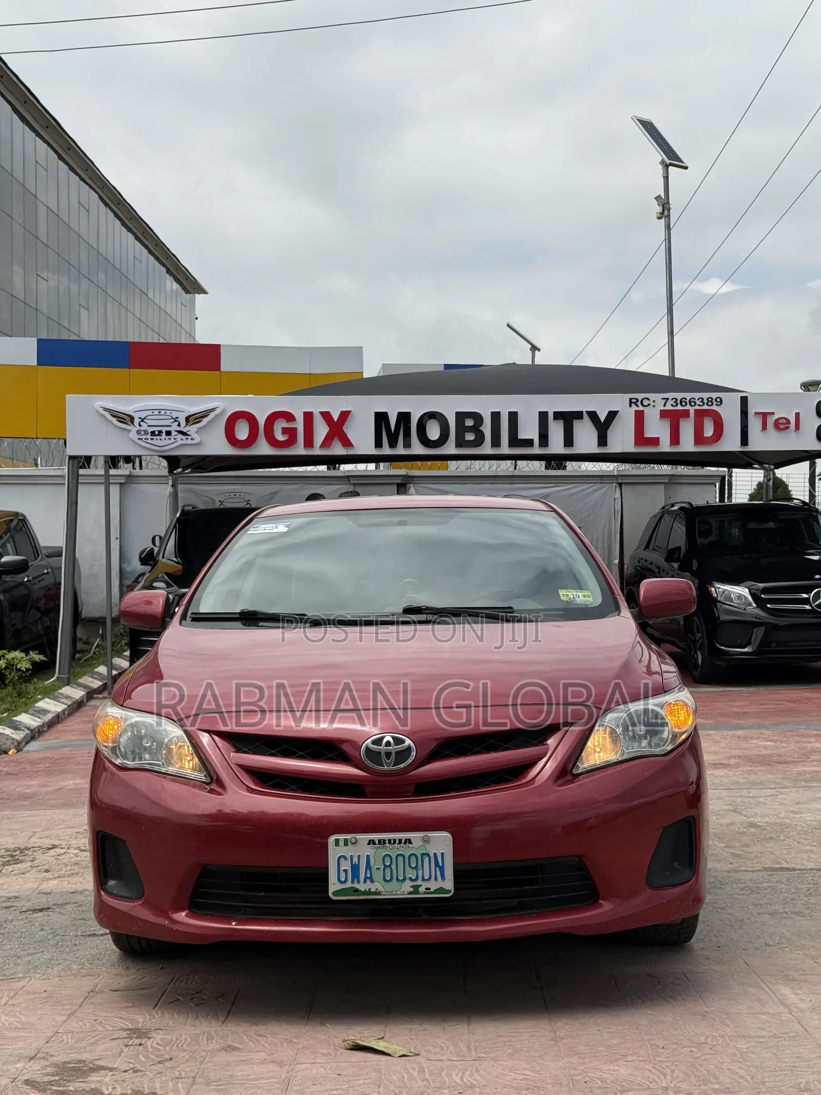 Toyota Corolla LE 4dr Sedan (1.8L 4cyl 4A) 2013 Red