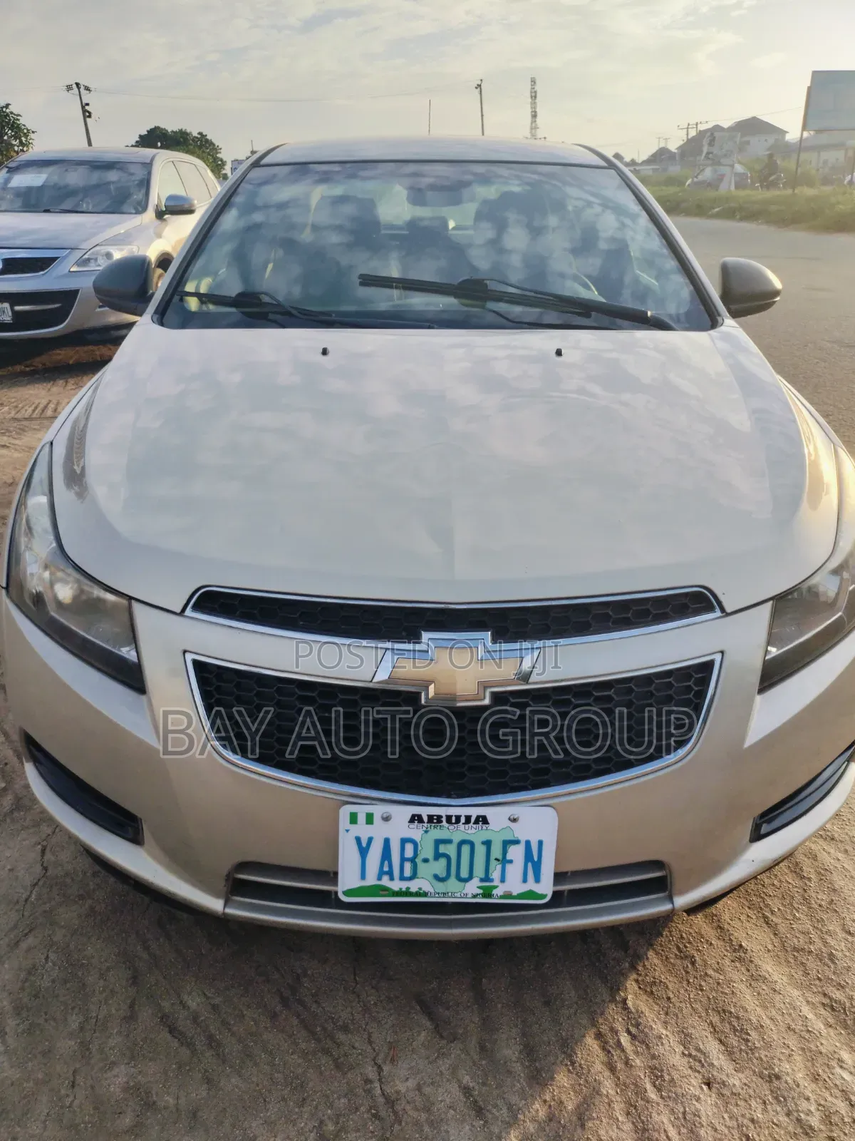 Chevrolet Cruze 1.6 Hatchback 2011 Brown