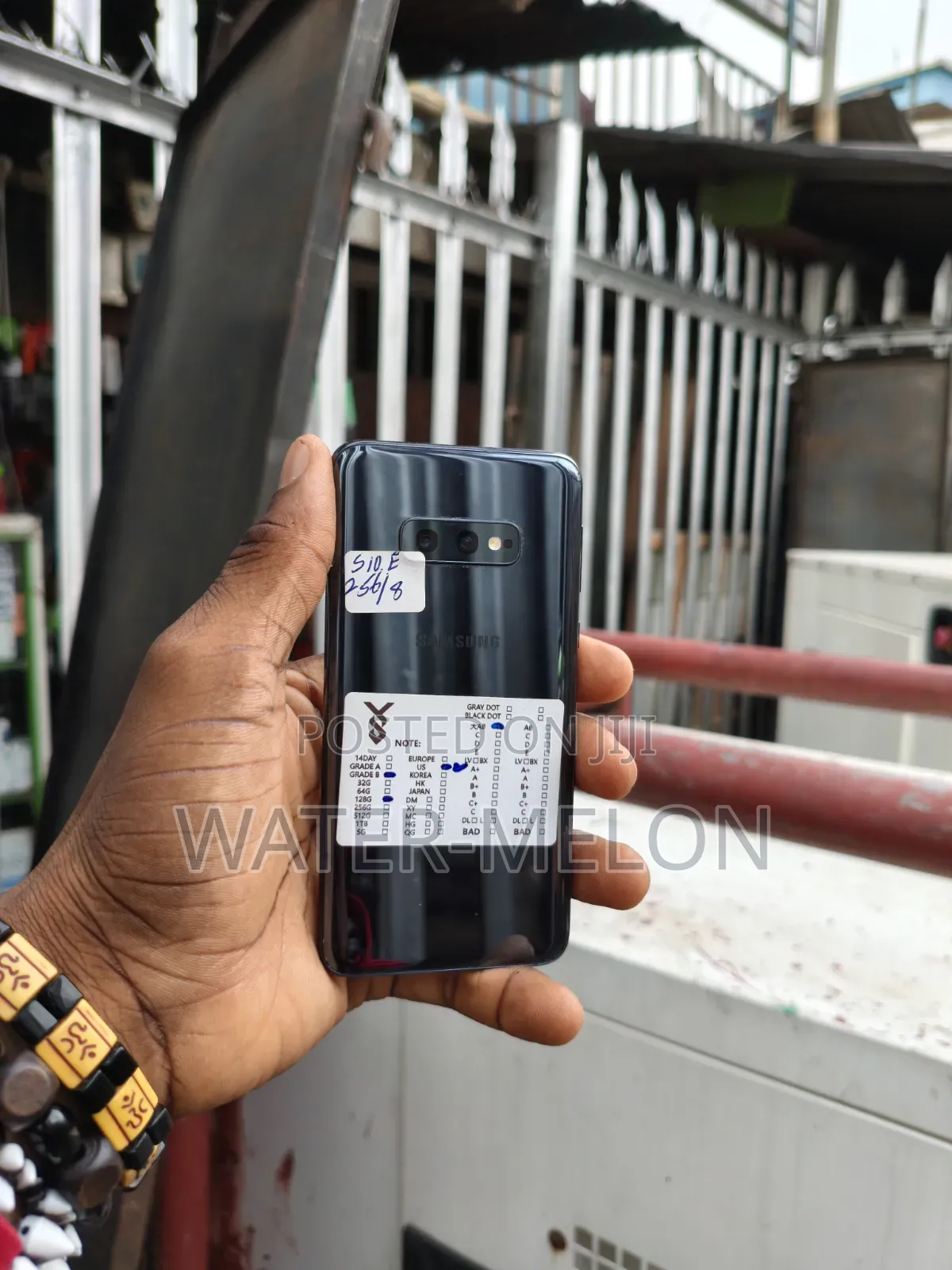 Samsung Galaxy S10e 256 GB Black