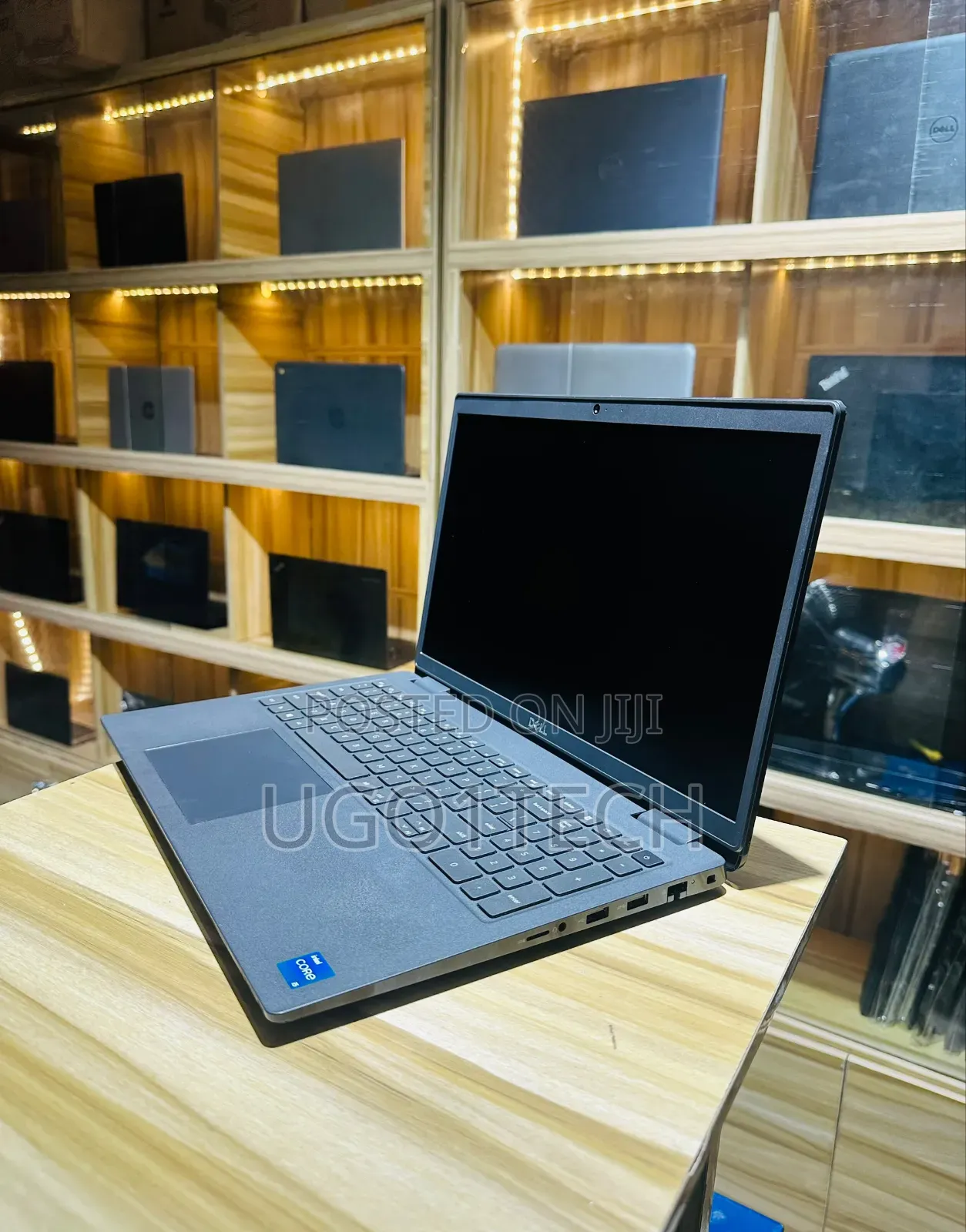 Laptop Dell Latitude 3520 8GB Intel Core i5 SSD 256GB