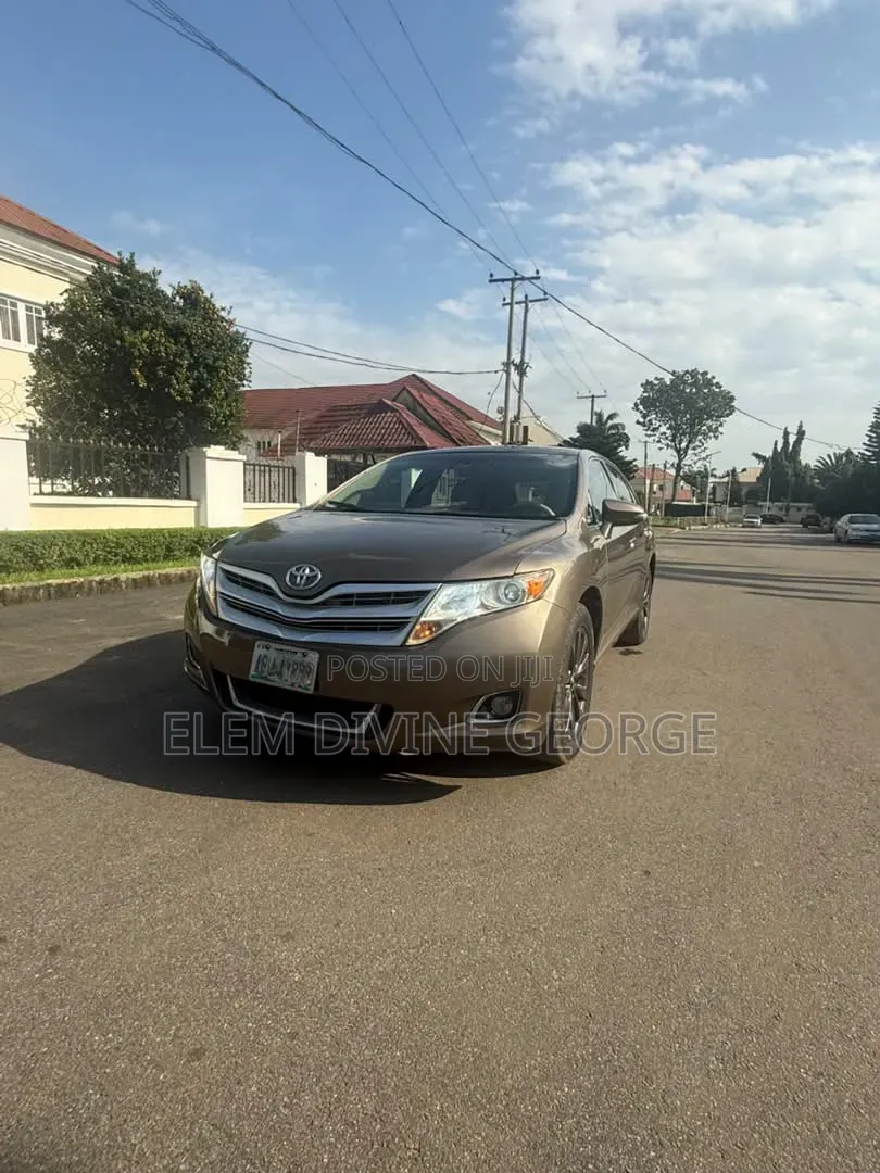 Toyota Venza 2014 Gold