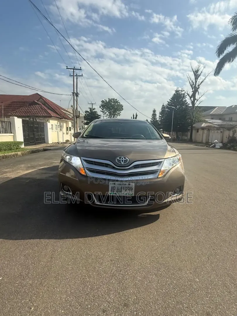 Toyota Venza 2014 Gold