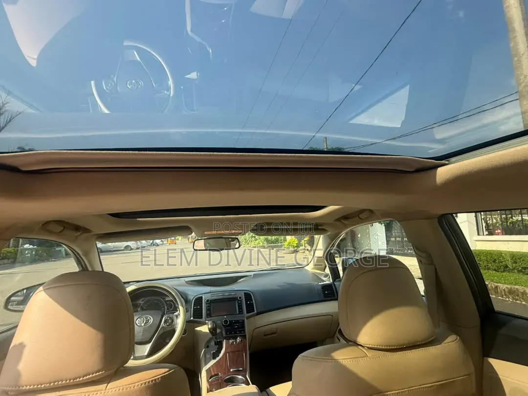 Toyota Venza 2014 Gold