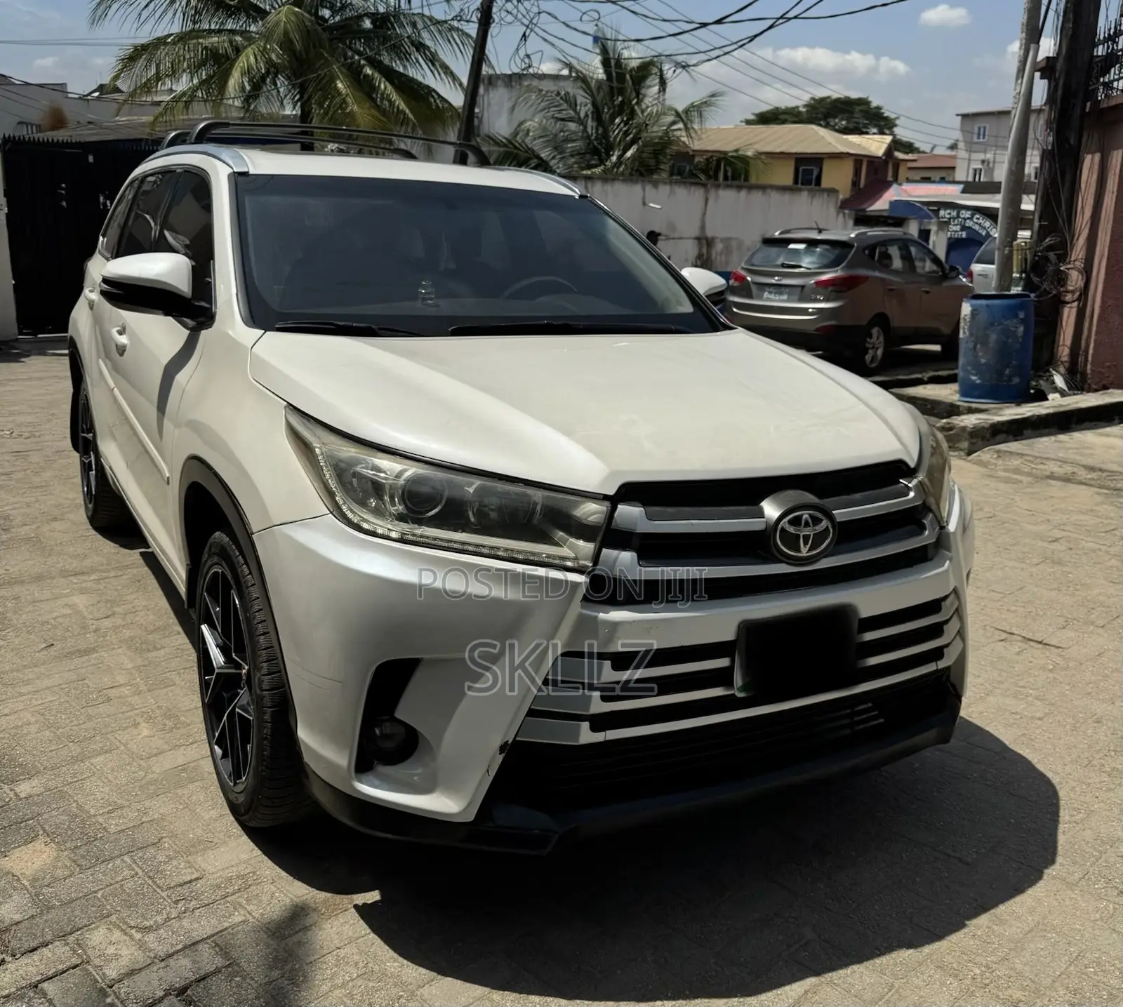 Toyota Highlander XLE V6 4x2 (3.5L 6cyl 6A) 2016 White