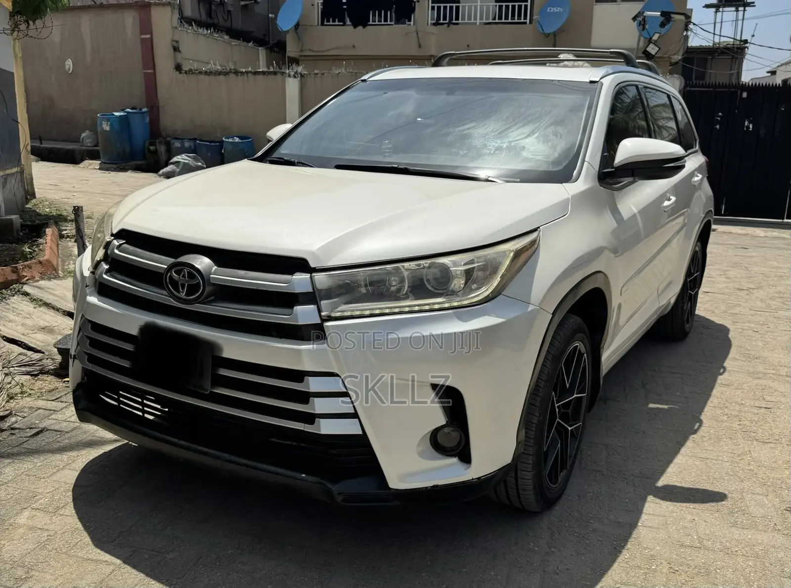 Toyota Highlander XLE V6 4x2 (3.5L 6cyl 6A) 2016 White
