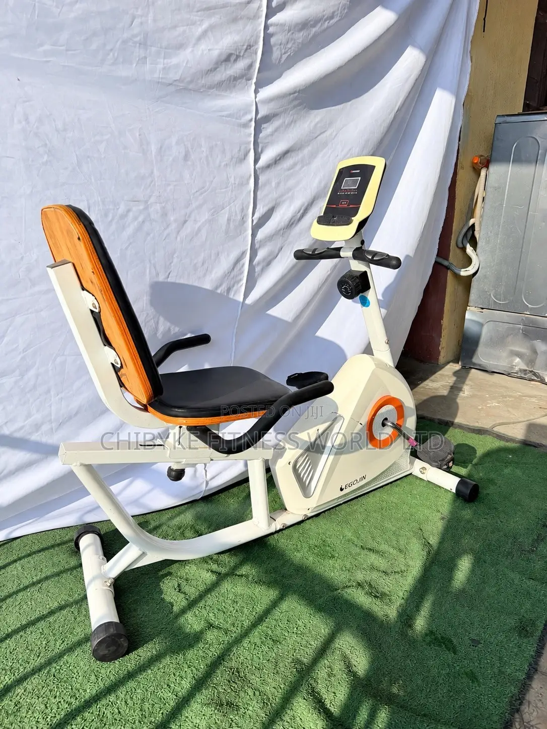 Egojin Recumbent Bike (150kg Userweight )