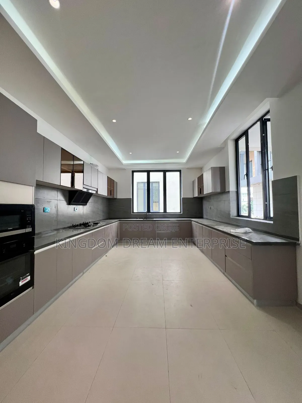 5bdrm Duplex in Ikoyi Lagos for sale