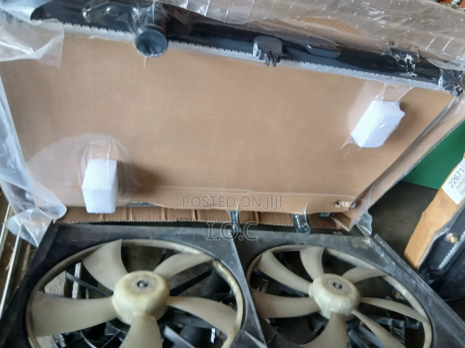 Radiator for Lexus Is 250 2007,2008,2009,2010,2011,2012