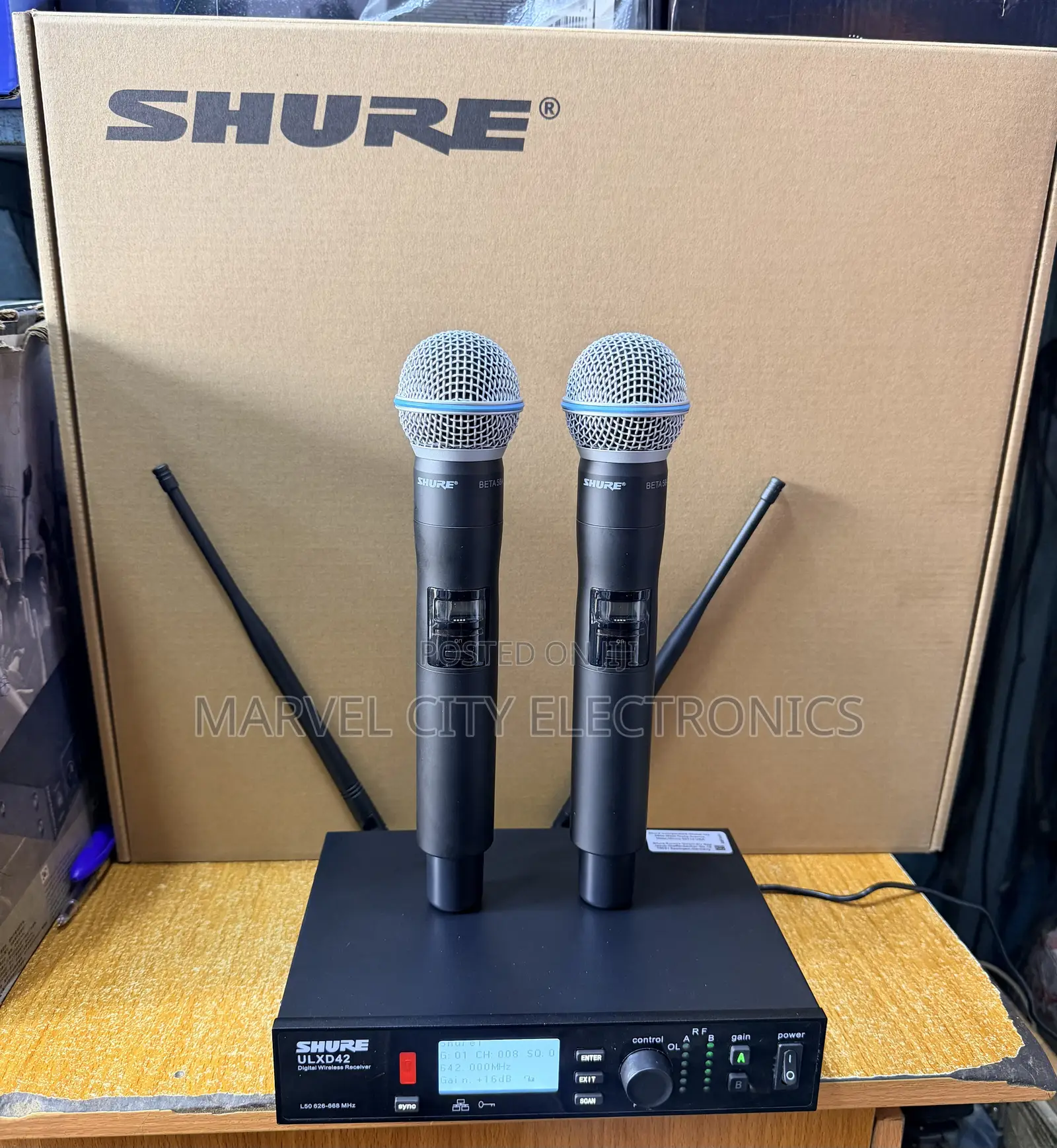 Shure ULXD42 Professional Wireless Microphone