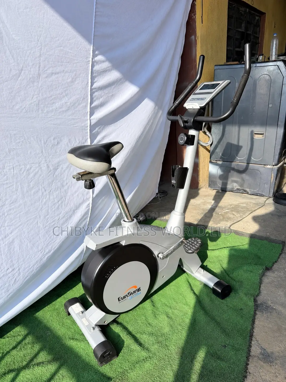 Commercial Exercise Bike ( Made in Korea )