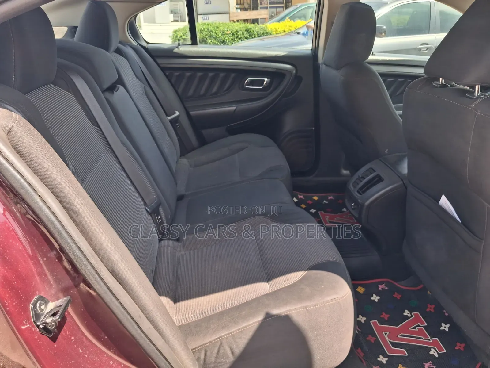 Ford Taurus SEL 2011 Burgundy