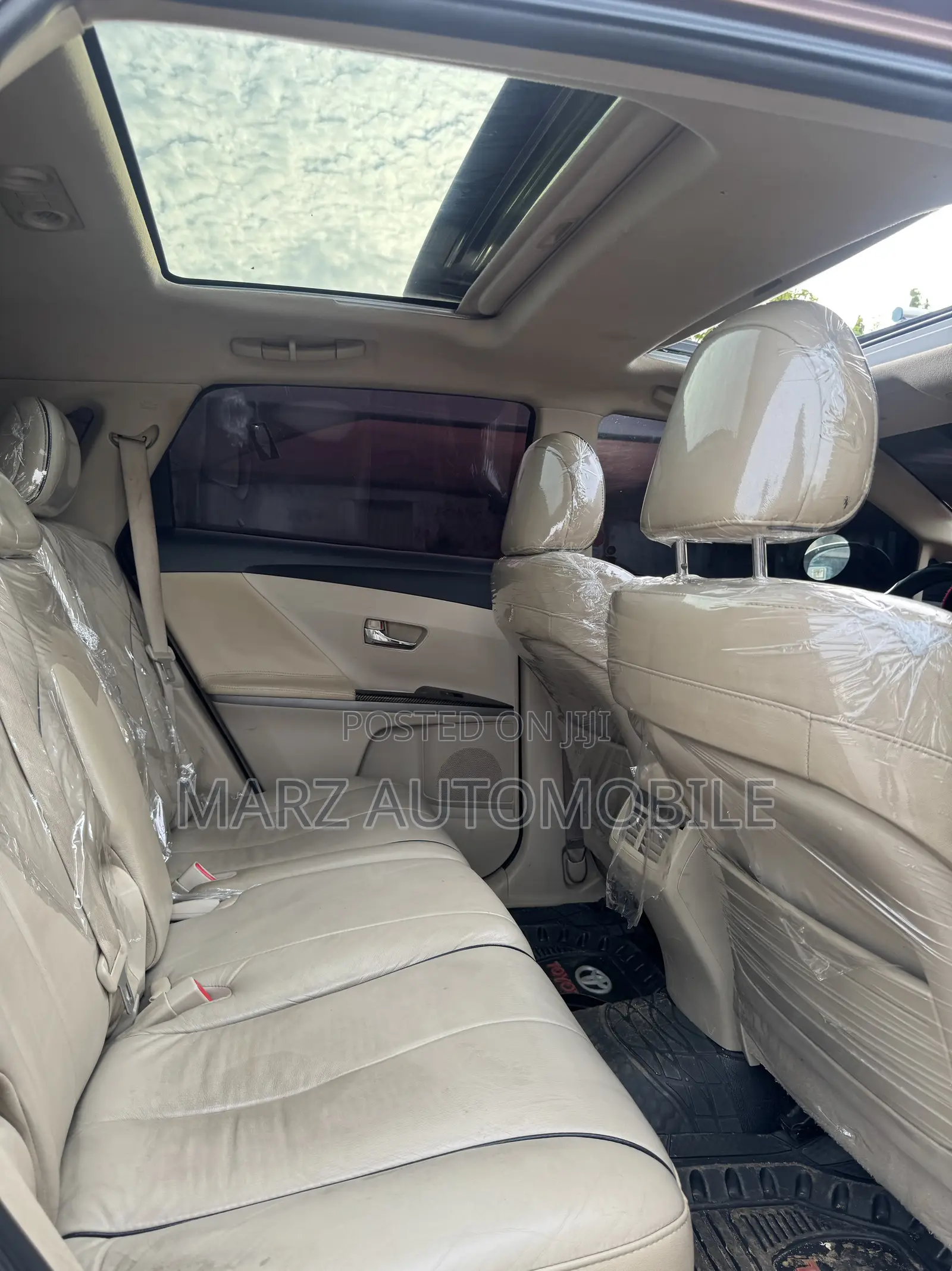 Toyota Venza V6 AWD 2012 Brown