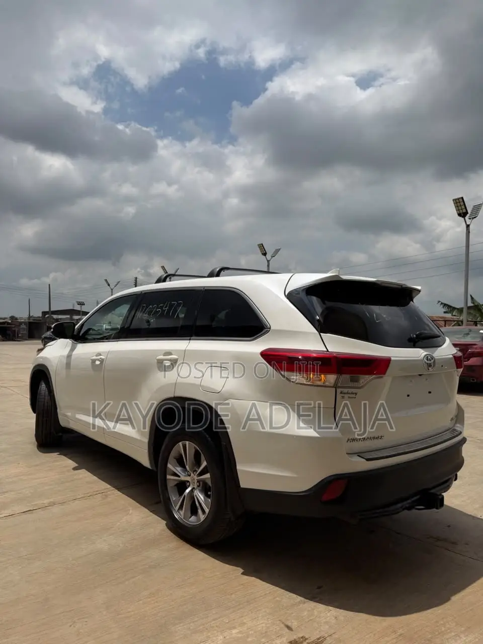 Toyota Highlander LE Plus 4dr SUV AWD (3.5L 6cyl 6A) 2015 White