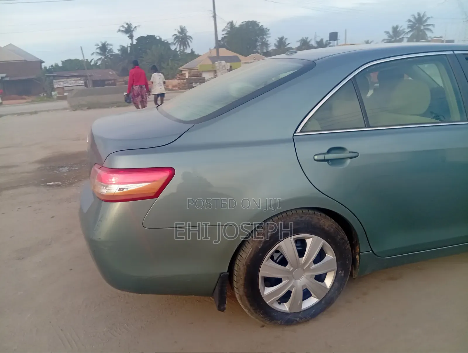 Toyota Camry XLE 4dr Sedan (2.5L 4cyl 6AM) 2010 Green