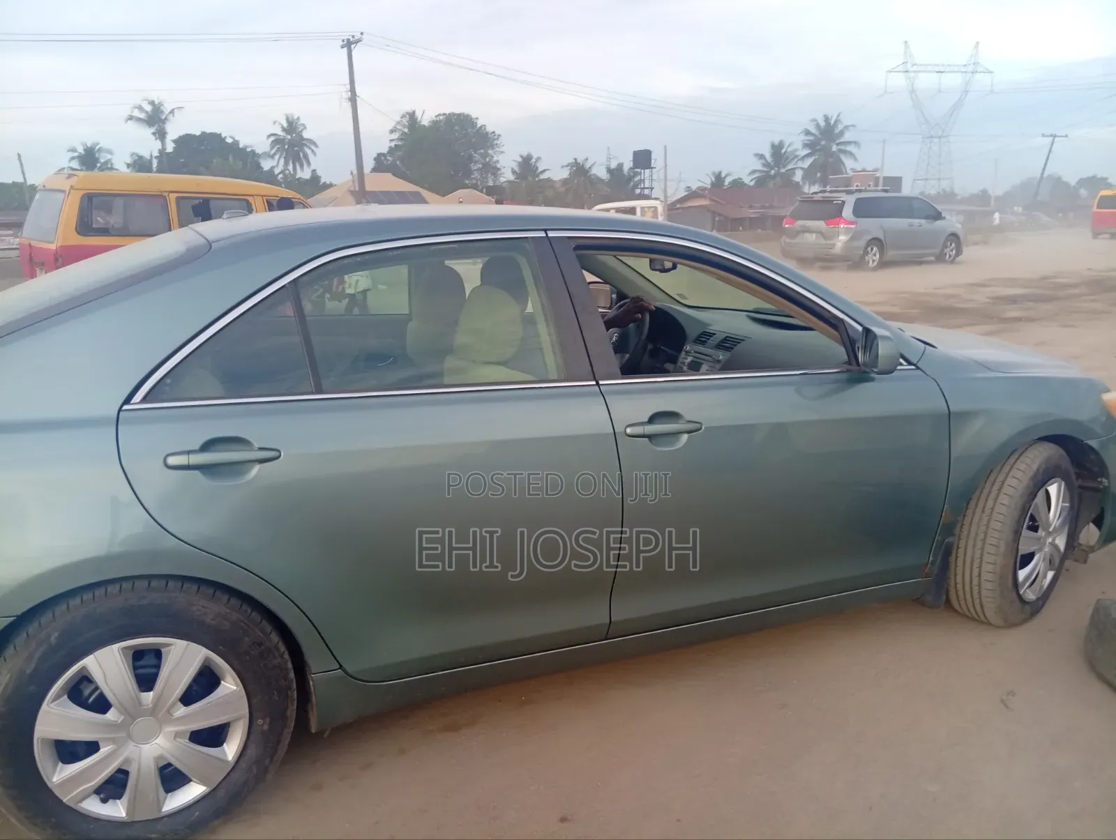 Toyota Camry XLE 4dr Sedan (2.5L 4cyl 6AM) 2010 Green