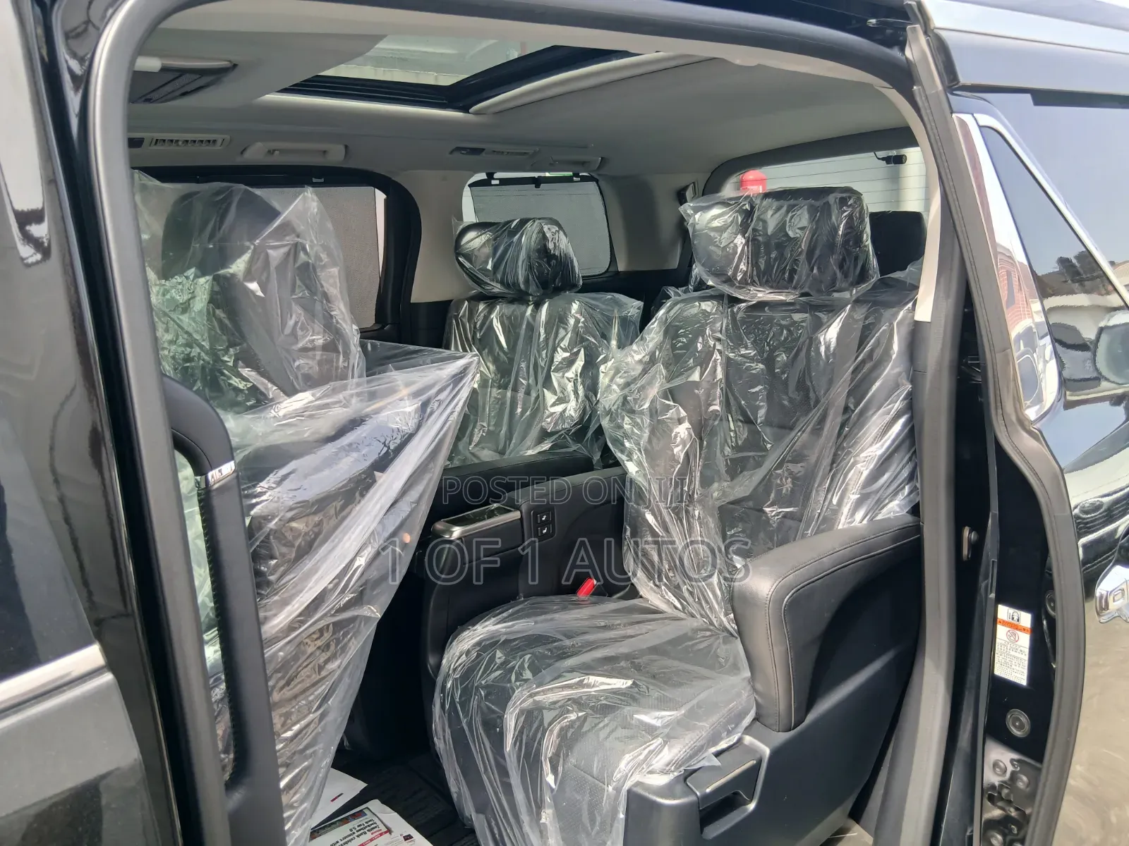 Toyota Vellfire V 2.5 4WD 7-Seater 2016 Black
