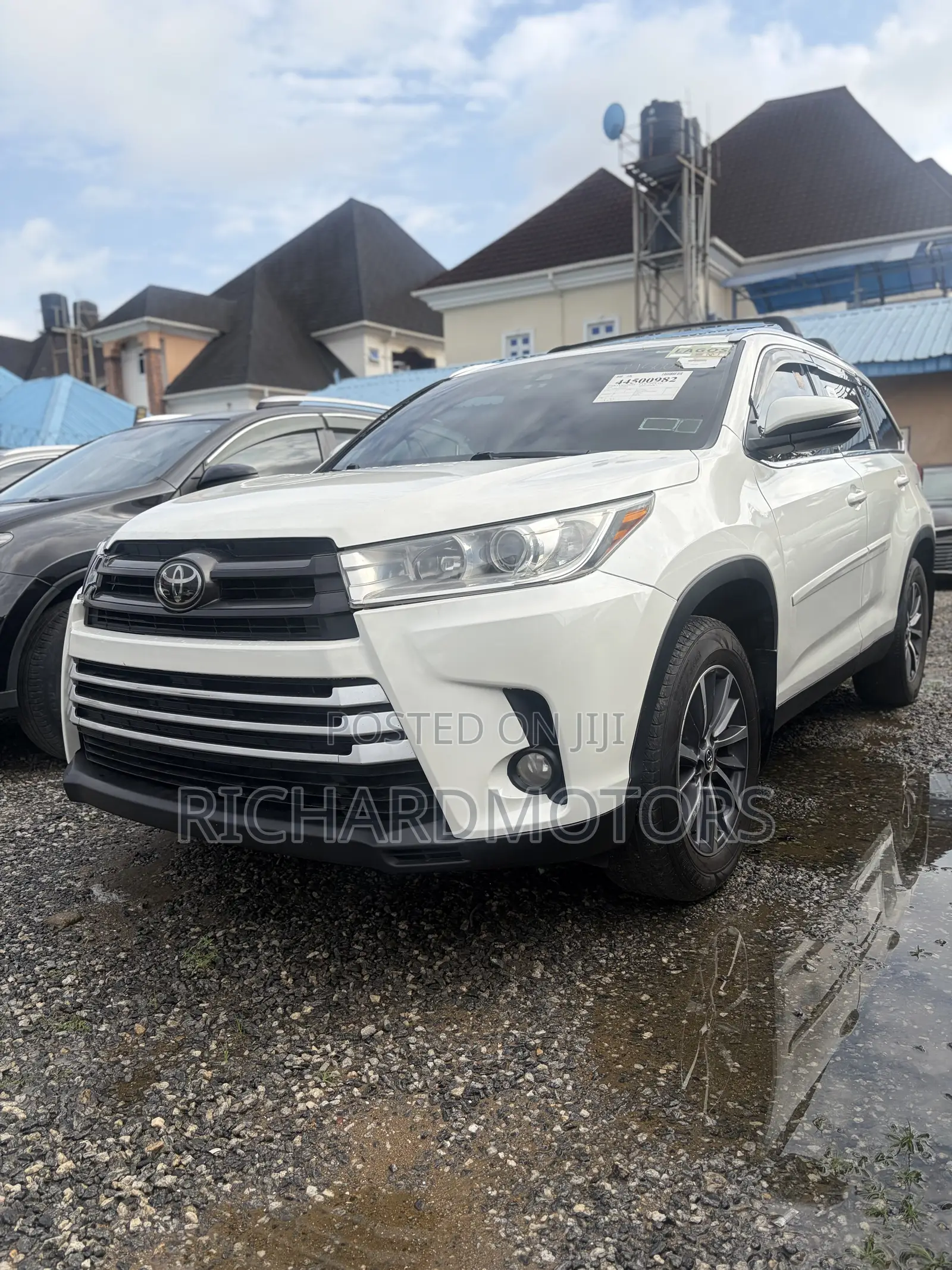 Toyota Highlander XLE 2019 White