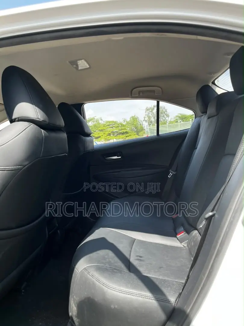 New Toyota Corolla XSE 2023 White