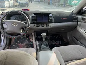 Toyota Camry 2004 Gray