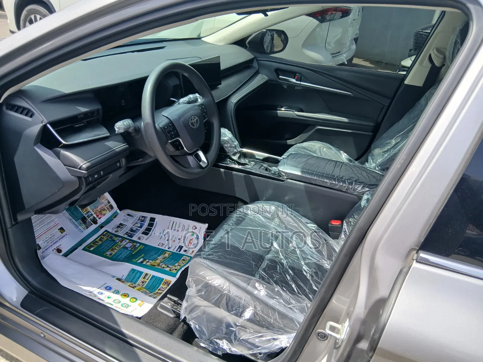 Toyota Camry XLE 2025 Gray