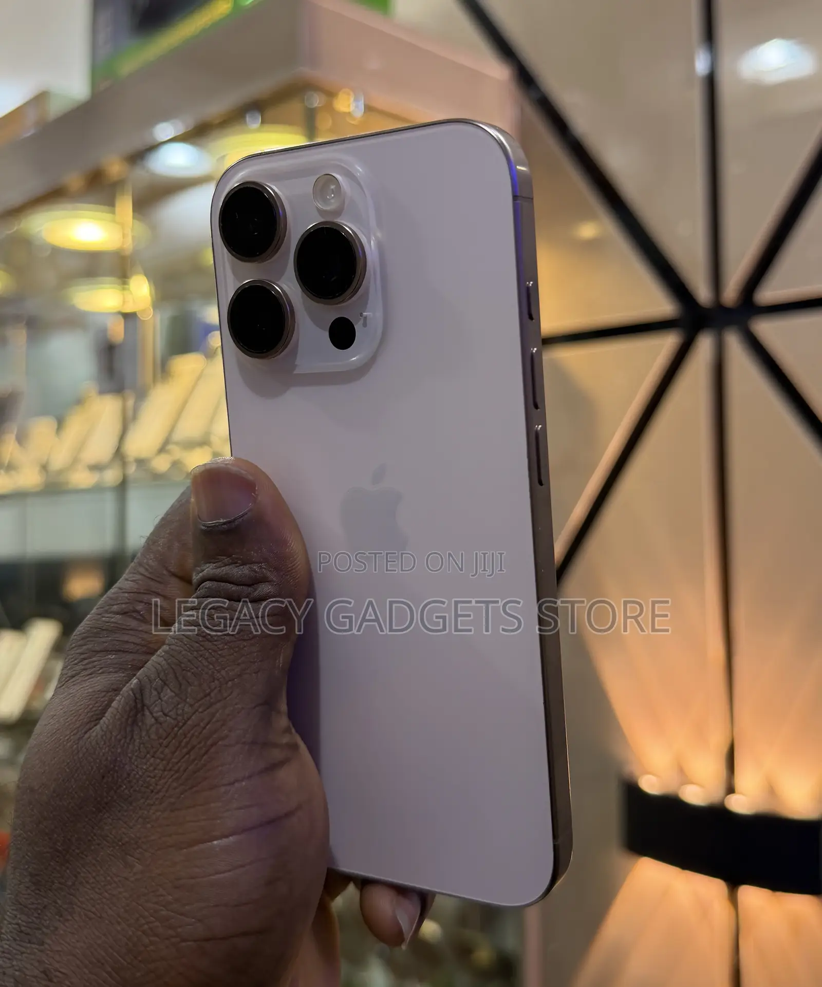 Apple iPhone 16 Pro 256 GB Gold