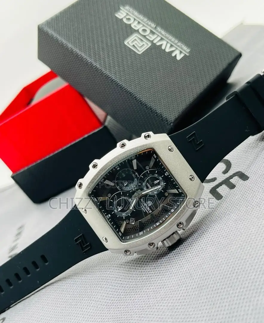 Naviforce Quality Men Rubber Strap Wristwatch