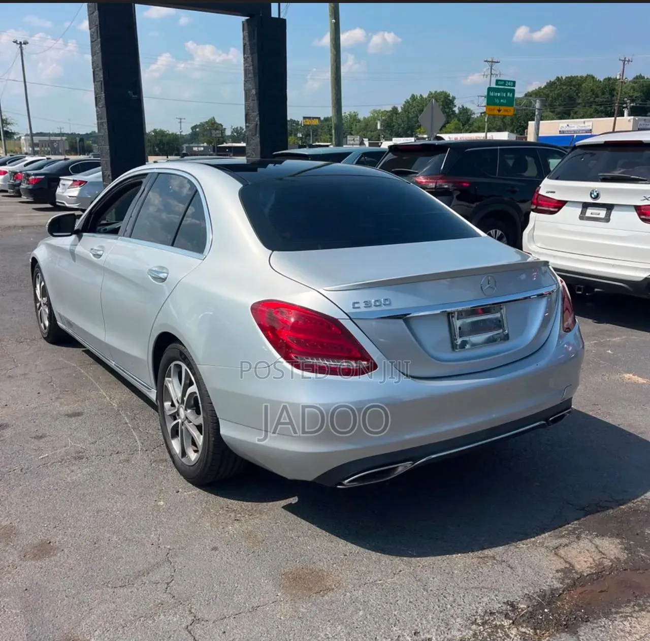Mercedes-Benz C300 Luxury Sedan RWD (2.0L 4cyl 7A) 2017 Gray