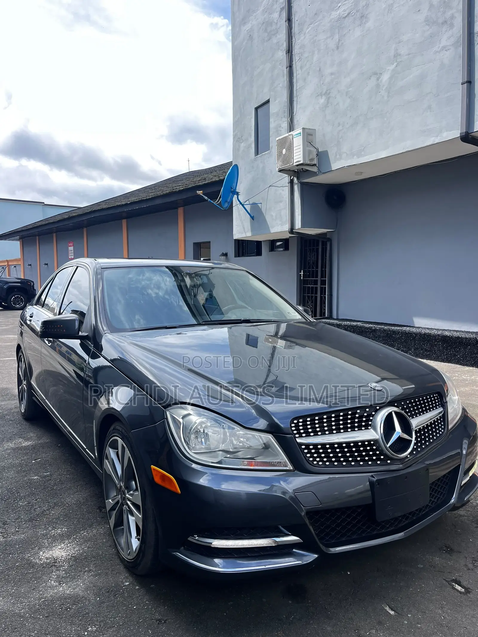 Mercedes-Benz C300 2013 Gray