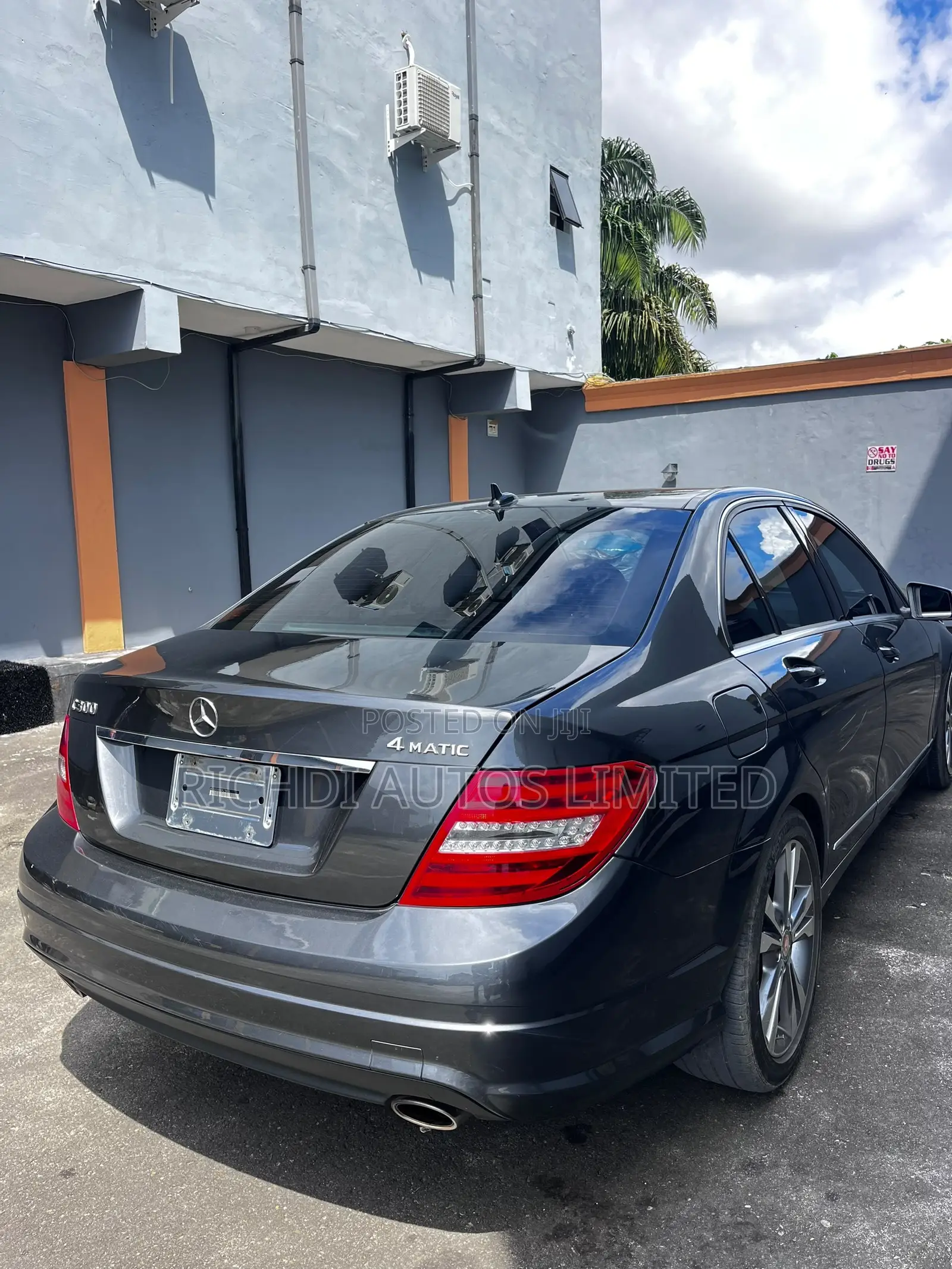 Mercedes-Benz C300 2013 Gray