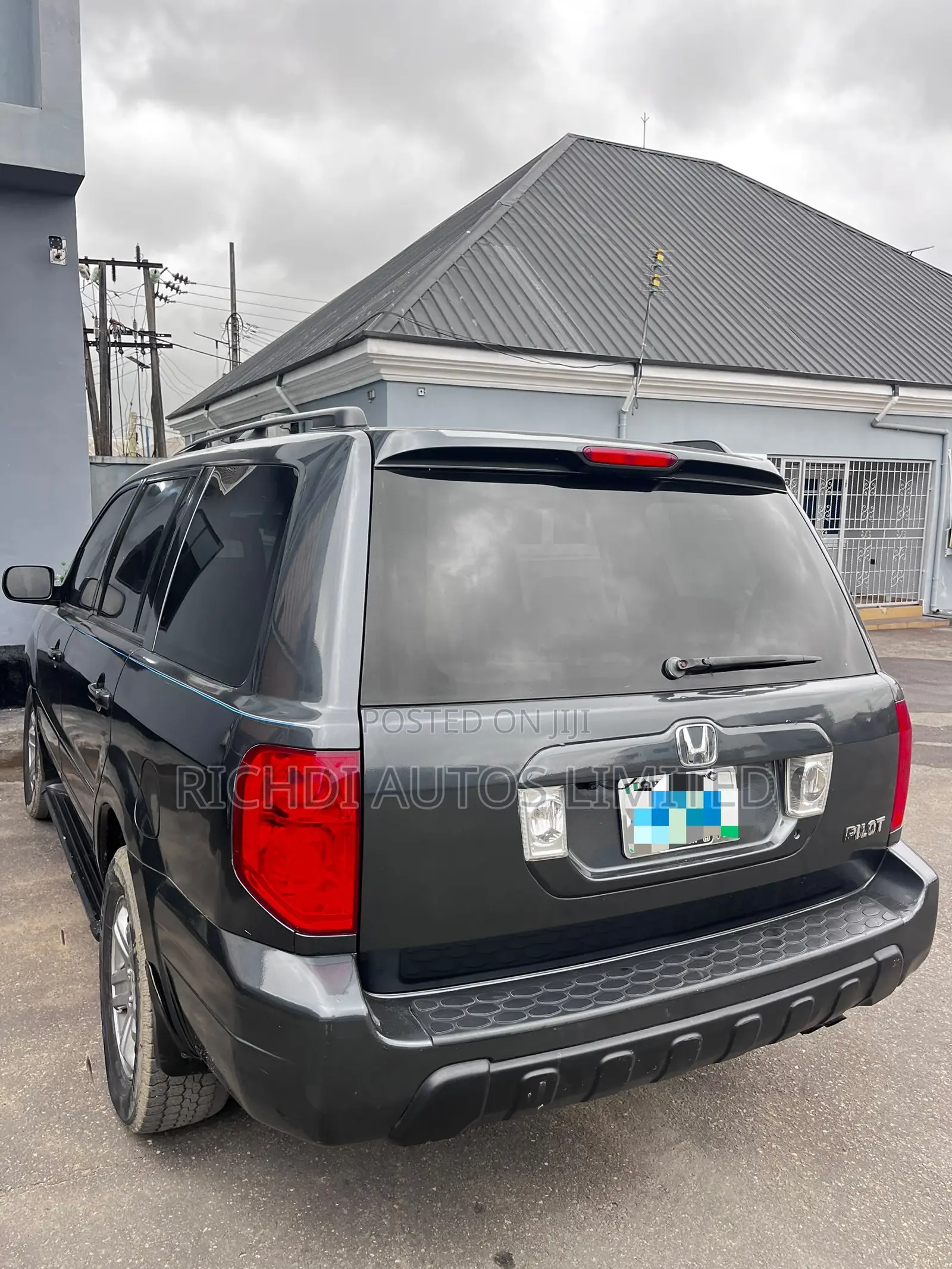 Honda Pilot EX 4x4 (3.5L 6cyl 5A) 2005 Gray