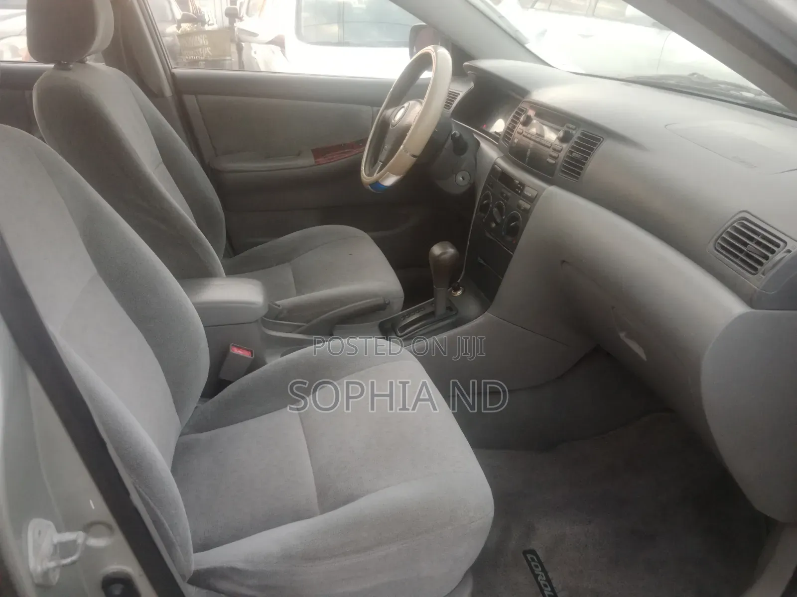 Toyota Corolla 2004 Silver