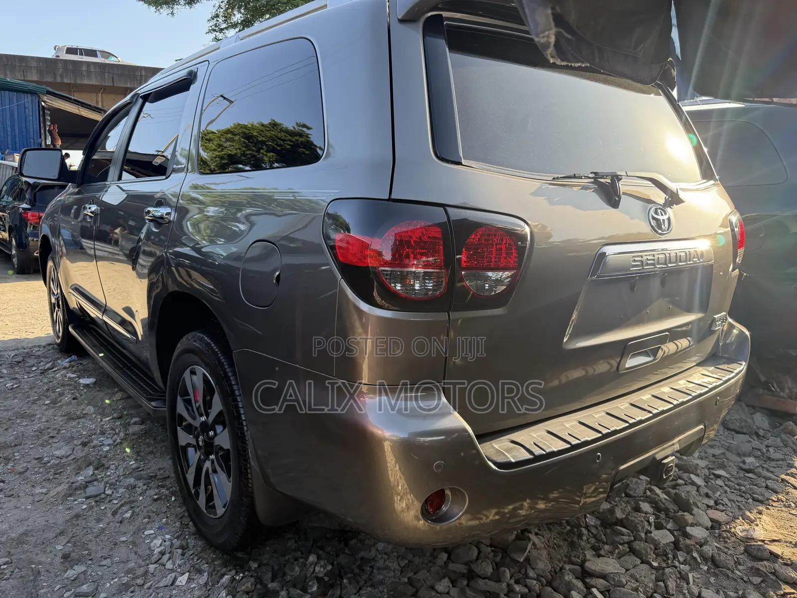 Toyota Sequoia 2020