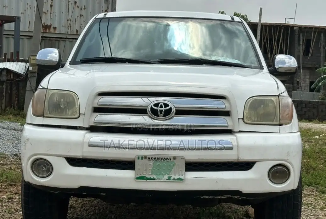 Toyota Tacoma 2004 White